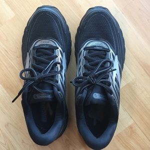 Brooks Glycerin 15 Mens Running Shoes